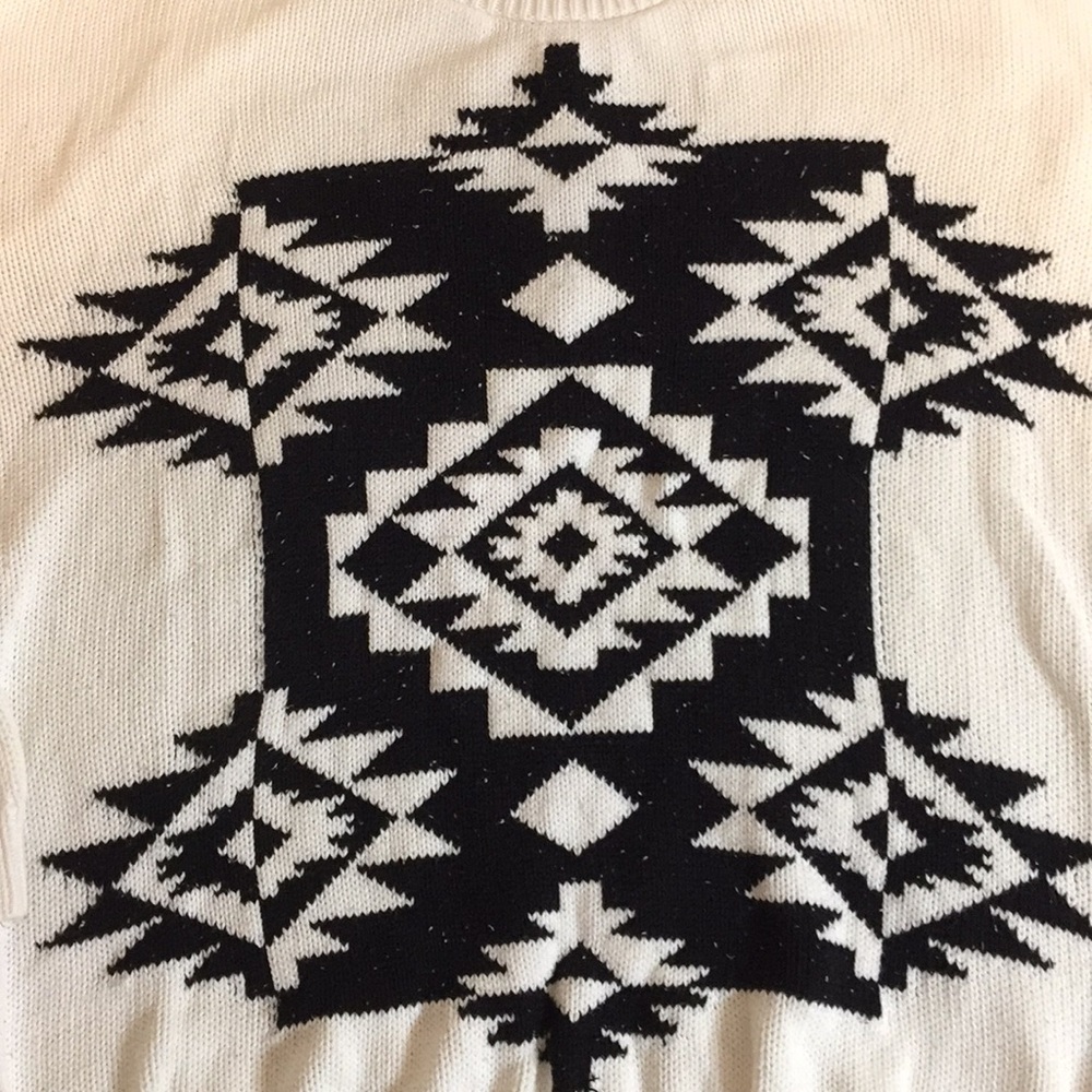 Aztec Sweater - Picture 2 of 3